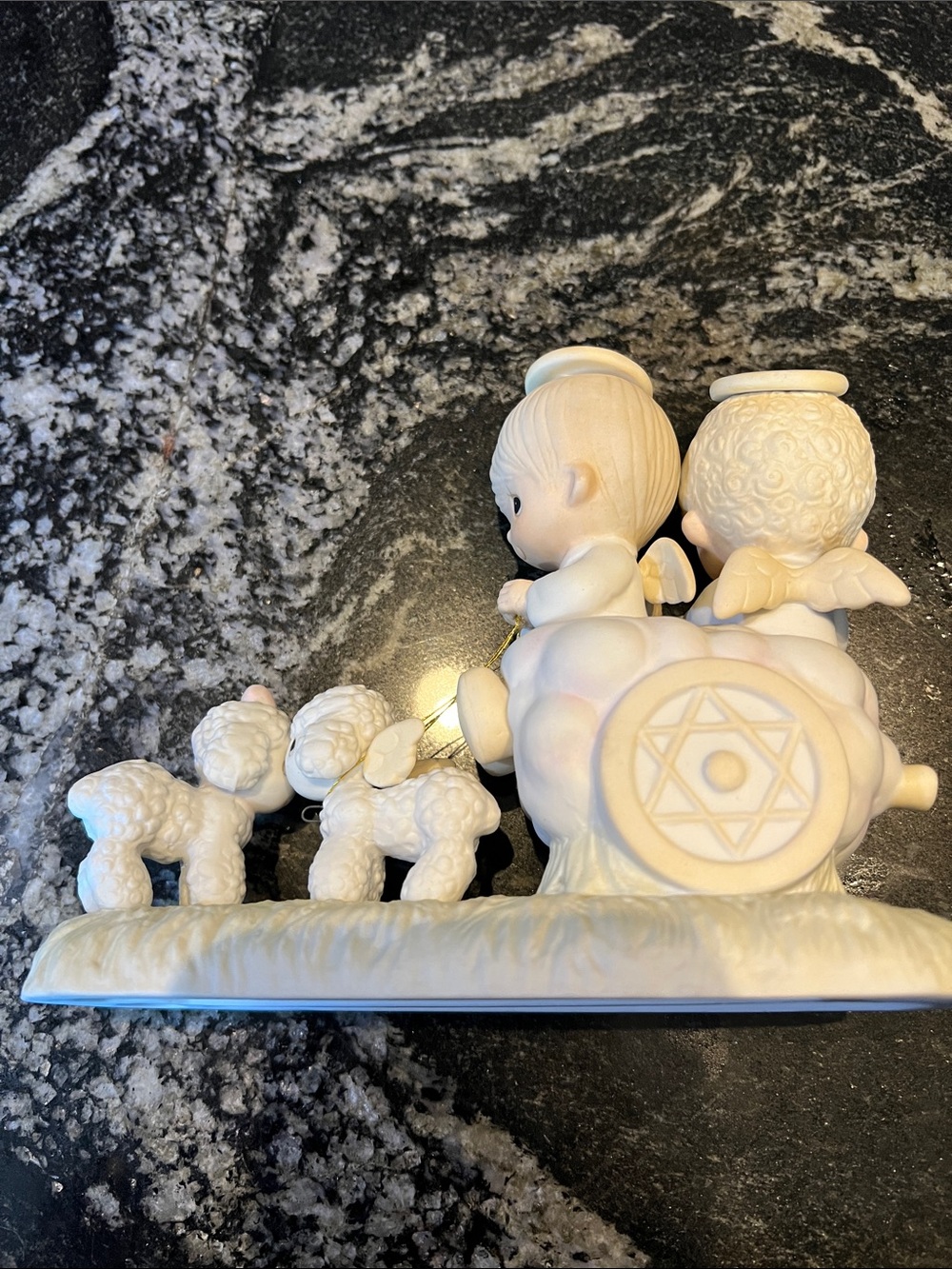 Vintage Precious Moments Nativity Figurine Collectibles-Jesus is Born. - Picture 3 of 7